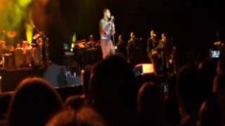 Maxwell Live in Amsterdam 2008 part 4 [upl. by Yentruoc42]