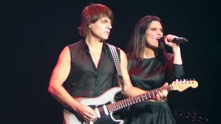 Laura Pausini  CSNNHA Come se non fosse stato mai amore Live at RCMH NY 083118 [upl. by Pigeon]