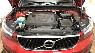 Volvo XC40 20 D3 Oil and Filter Service [upl. by Eilujna]