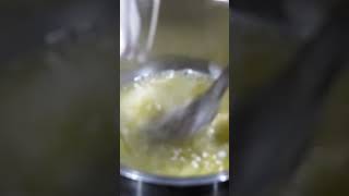 Comment faire un roux pour épaissir une sauce méthode pro cuisinefacilepascher cuisine [upl. by Noiwtna]