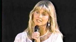 Olivia Newton John  Over The Rainbow  live 1989 [upl. by Mcbride]