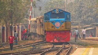 Dinajpur Commuter  Birol  Lalmonirhat  Entering at Dinajpur Railway Station [upl. by Anoj]