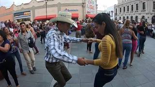 Asi se viven los fines de semana en Chihuahua con Musical Milagro 🎶 🕺💃 [upl. by Vannie]