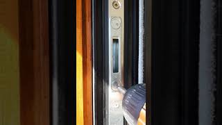 Adjusting aluminium bifold door lock [upl. by Eldora]