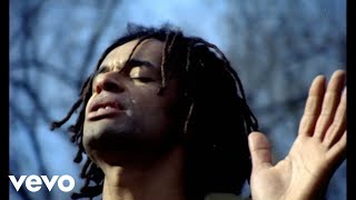 Yannick Noah  La voix des sages No More Fighting Clip officiel [upl. by Iaw159]