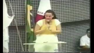 Lanna Holder 2002 contra Homossexualidade 2011 se assume Lésbica e abre igreja p Gays [upl. by Michiko661]