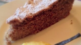 Torta speziata con cannella e chiodi di garofano con crema inglese  ideale a Natale [upl. by Lurette]