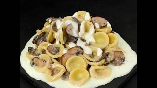 Orecchiette con fonduta di taleggio e funghi ricetta facile by altacucina [upl. by Laure]