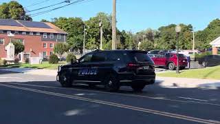 Southington Pd car 22 responding with wail and priority V8 Roar [upl. by Oisacin]