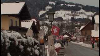 Beat Feuz  Eisstockschießen in der Schweizer Fangemeinde Aich [upl. by Ttennej]