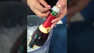 How to open sparkling juice bottle Red Grape [upl. by Bernhard]