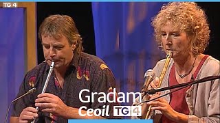 Mary Bergin Joe McKenna Antoinette McKenna Bríd Uí Bhraonáin amp Alec Finn  Gradam Ceoil TG4 2000 [upl. by Marylee]