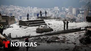 Temen encontrar más muertos por las inundaciones en Quito  Noticias Telemundo [upl. by Bay422]