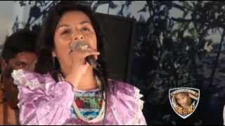 ANITA FAJARDO  CANTANDOLE AL PERU [upl. by Enimassej]