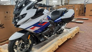 BMW K1600 GT Unboxing [upl. by Enytsirhc234]