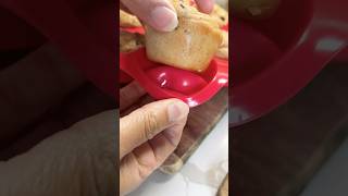 Protein muffin SO MOIST and SO GOOD protein muffins healthysnacks healthyfood [upl. by Eisyak]