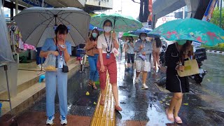 4K 🇹🇭 Walking in the Heavy Rain amp Thunderstorm in Bangkok  Summer Storm in Thailand [upl. by Mehelhteb]