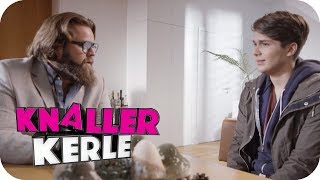 Freund der Tochter auf dem Prüfstand  Knallerkerle  SAT1 [upl. by Aynotahs]