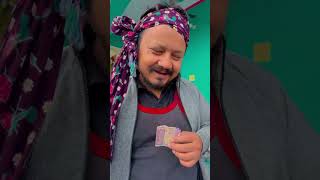 A cute garl help a poor man ❤️🥰 shorts viralvideo papa love cutebaby [upl. by Otnicaj]