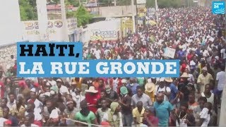 A PortauPrince des milliers de Haïtiens demandent la démission du président [upl. by Carry]