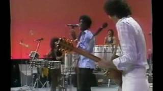 Carlos Santana performs Dance Sister Dance Live in Chicago on February 22 1977RARE FOOTAGE [upl. by Niple]