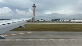 Airbus A319 Takeoff amp Landing  Toronto to Miami  American Airlines [upl. by Waite]