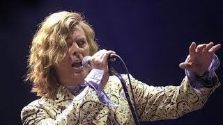 David Bowie  quotWild Is The Windquot  Live Glastonbury 2000 [upl. by Ahcire]