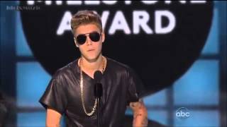 Justin Bieber Gets Booed While Receiving The Milestone Billboard Awards 2013 [upl. by Ayin]