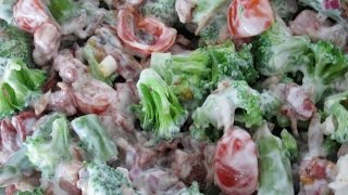 Broccolisalat med bacon  link til opskrift [upl. by Iraj743]