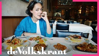 Lekkere vleesvervangers bestáán dus gewoon in Rotterdam  de Volkskrant [upl. by Liddie]