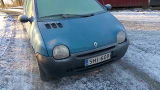 Renault Twingo 12 Cold Start 20C [upl. by Ainahtan10]