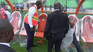 Le Premier Ministre rencontre les équipes engagées dans la mise à niveau du stade Alassane Ouattara [upl. by Gem]