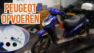 Peugeot Scooter OPVOEREN [upl. by Gautier239]