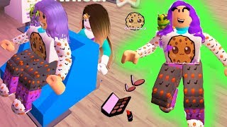 Halloween Salon Style Makeover  Lets Play Roblox Game Cookie Swirl C Video [upl. by Trebmer]