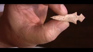 Flint Knapping for beginners How to make an arrowhead from a flake Hayes Point Pedernal Silex [upl. by Anelet]