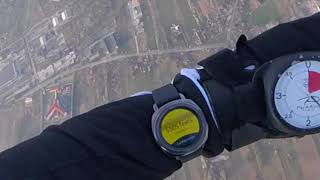 SAMSUNG GEAR SPORT Altimeter skydiving test [upl. by Nna]