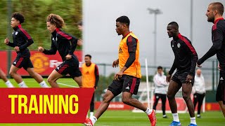 Training  Skills in the rondos and finishing drills  Manchester United [upl. by Henrion]