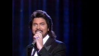 Engelbert Humperdinck  Well Meet Again  1989 [upl. by Whallon]