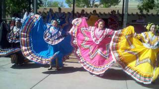 Baile Folklorico De Santa Fe LA NEGRA 514113gp [upl. by Llieno920]