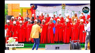 Live  Igiterane ku musozi wa Bweramvura Abasaruzi Choir hamwe na Ukuboko kw Iburyo Choir [upl. by Eneladgam933]