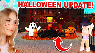 NEW HALLOWEEN UPDATE In BLOXBURG Roblox [upl. by Tterag]