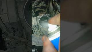 throttle body cleaning🤔 throttleclean clean automobileclean [upl. by Jimmie]