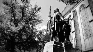 TOCCATA amp FUGUE IN BACH’S THOMASKIRCHE  XAVER VARNUS PLAYS IN CONCERT ON THE SAUER ORGAN 1889 [upl. by Gruver]