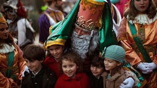 The feast of Epiphany celebrated in Spain [upl. by Ominoreg]