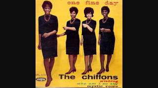 The Chiffons  He´s So Fine [upl. by Nihcas]