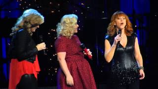 Kelly Clarkson Trisha Yearwood and Reba  Silent Night Nashville Dec 20 2014 [upl. by Ruford]