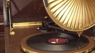 1925 HMV Model 460 quotLumierequot Gramophone playing quotJust a Blue Eyed Blondequot [upl. by Barn530]