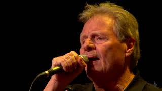 Delbert McClinton  Two More Bottles Of Wine Live on eTown [upl. by Blalock]