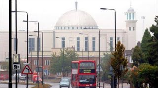 London Closes 500 Churches Opens 423 New Mosques [upl. by Alikat]