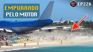 O que acontece se você passar atrás do motor de um avião JET BLAST [upl. by Tnarb882]